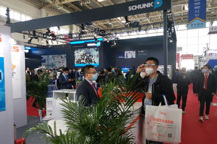 【展會(huì)快報(bào)DAY2】AR技術(shù)體驗(yàn)持續(xù)升溫，您還不來(lái)試一試嗎？